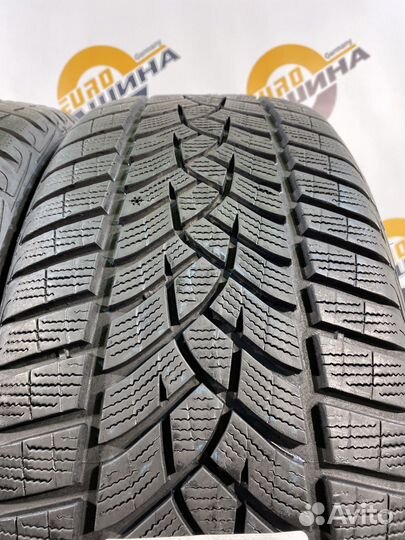 Goodyear UltraGrip Performance Gen-1 235/45 R20 97W