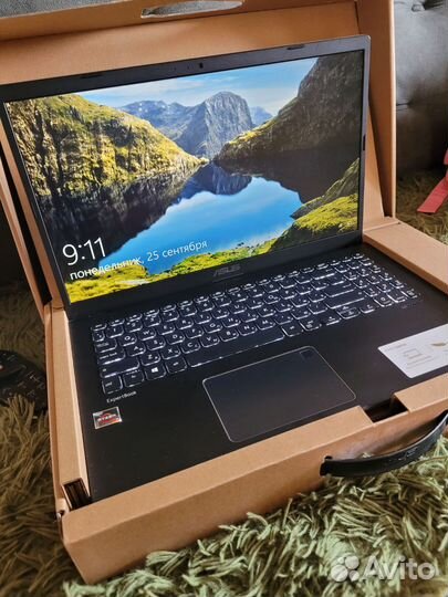 Ноутбук asus новый