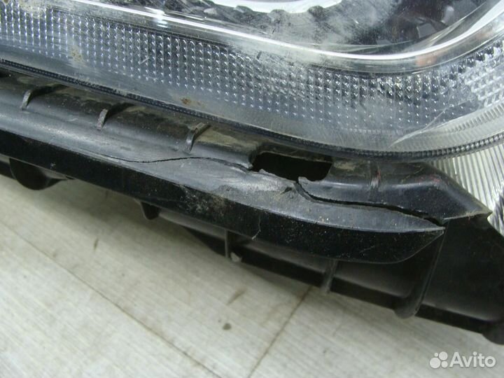 Фара правая Ford Kuga