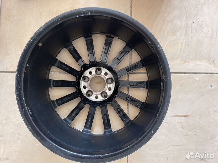 Диск Mercedes C class W205 r19