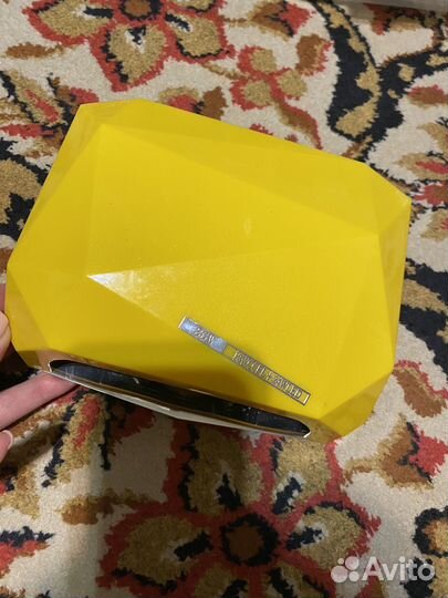 Лампа для ногтей