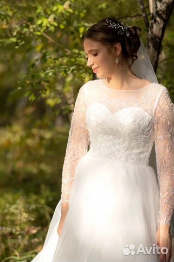 Свадебное платье и фата