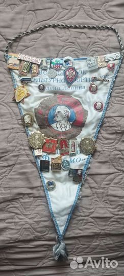 Коллекция значков СССР