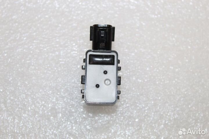 Lexus RX 4 Парктроник в решетку радиатора 19-23