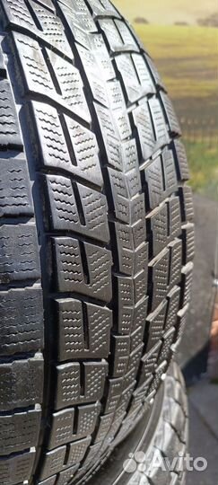 Dunlop Winter Maxx SJ8 285/60 R18 116R