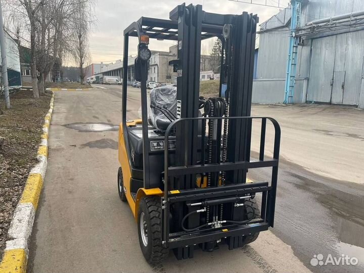 Вилочный погрузчик UN Forklifts FD15T, 2023