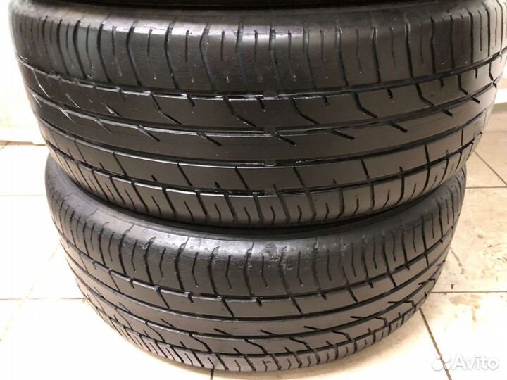 Continental ContiPremiumContact 2 215/55 R17 94V
