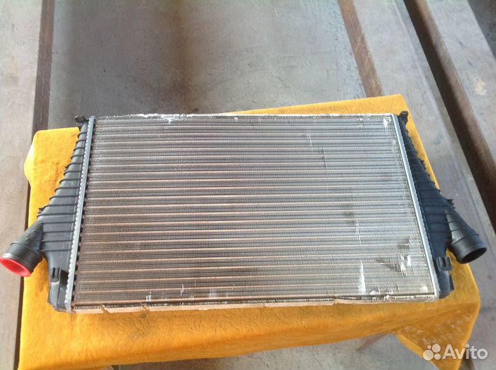 Интеркулер Opel Vectra 2002-2008