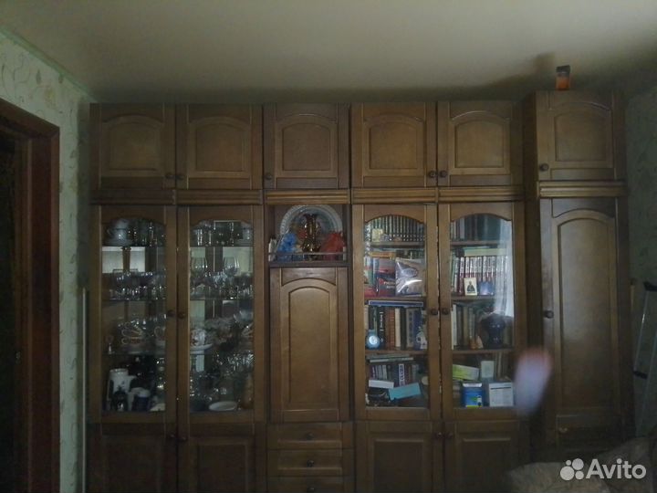 Стенка в гостиную