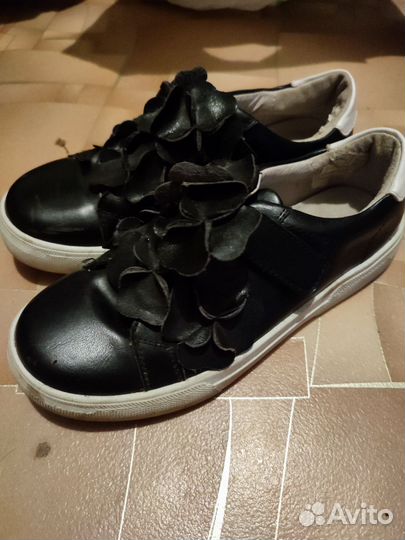 Туфли на девочку 34размер