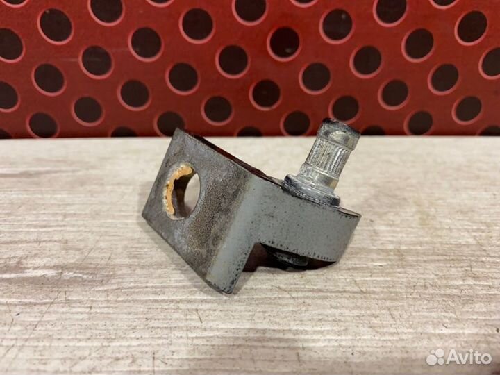 Петля двери задней левой Porsche Macan 95B 2.0