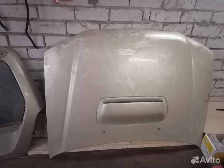 Капот Subaru Forester SG