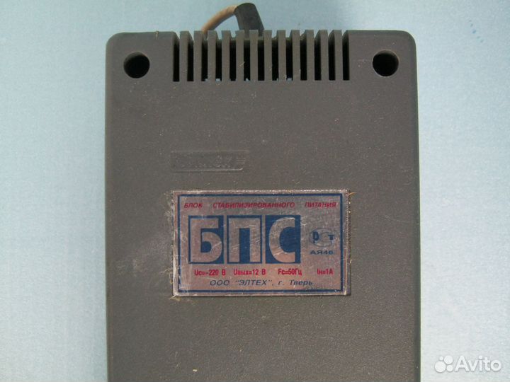 Блок питания стабилизированный 12В 1 А