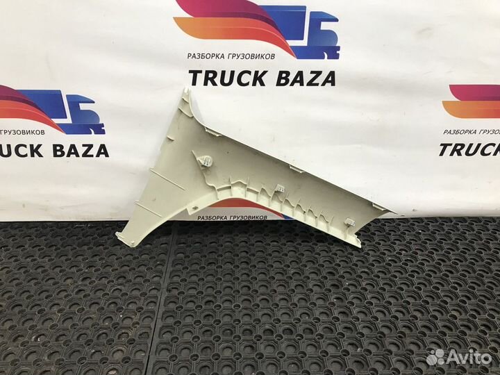 Накладка задней стойки правой Volvo FH