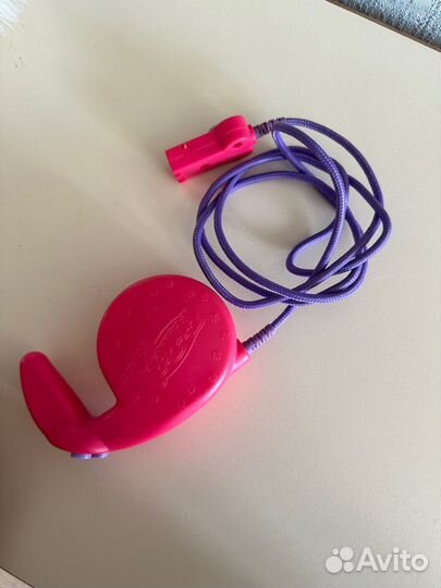 Интерактивная собака на поводке