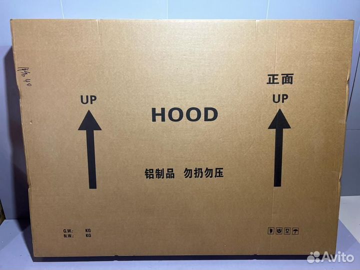 Капот Zeekr 001