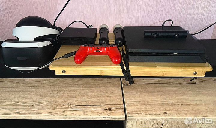 Sony playstation 4 slim + VR.1