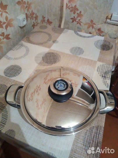 Кастрюля новая