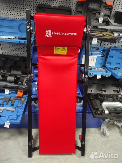 Лежак подкатной с поднимающимся подголовником