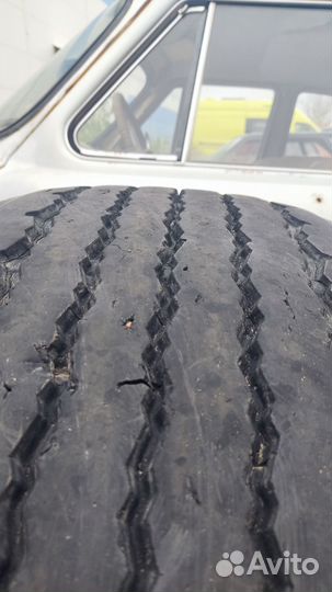 Bridgestone B249 385/65 R22