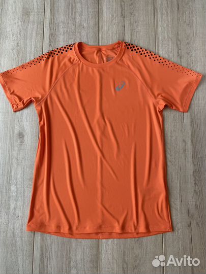 Футболка Asics