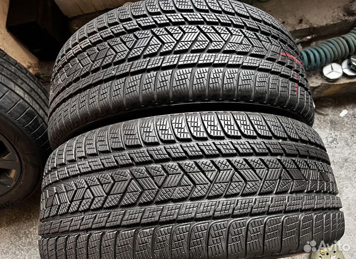 Pirelli Scorpion Winter 265/40 R22