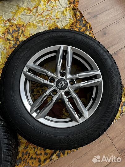 Диски Hyundai 5x114.3 R16 с резиной Yokohama