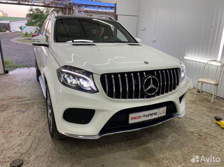 Решетка радиатора Mercedes GLS X166 GT-Style Хром