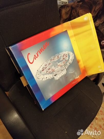 Ваза для десерта на ножке, цветное стекло