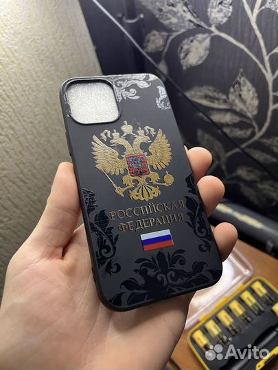 Чехол на iPhone 12