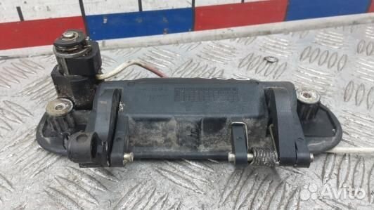 Ручка наружная передняя правая mitsubishi carisma