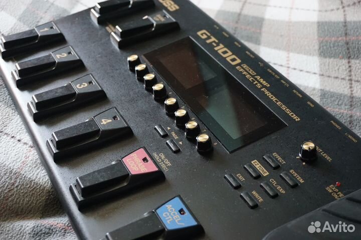 Гитарный процессор boss GT100