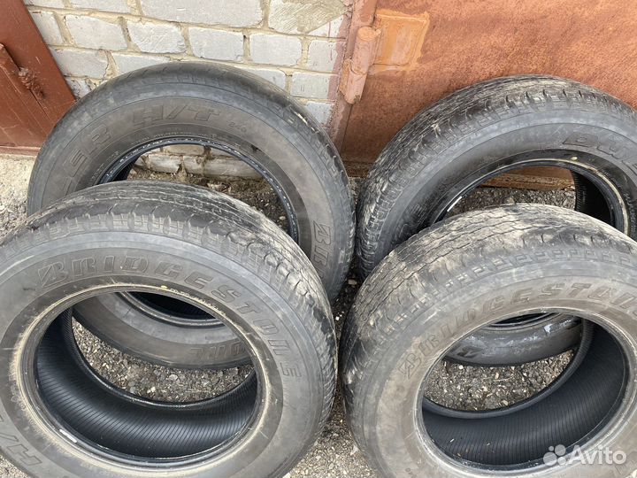 Bridgestone Dueler H/T 265/65 R17