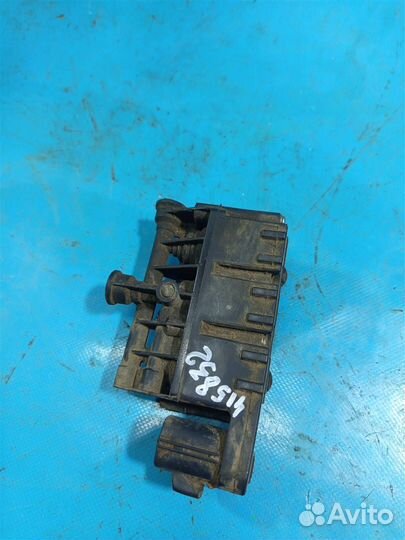 Клапан пневмоподвески Land Rover range rover spor