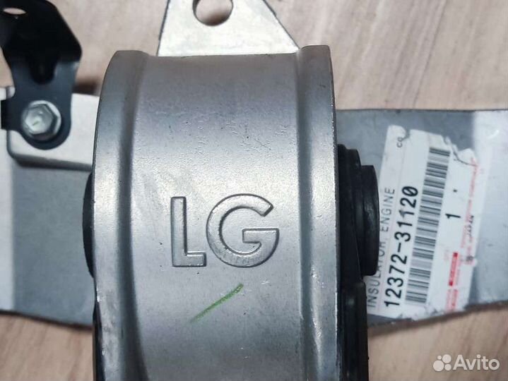 Подушка двигателя Camry V70