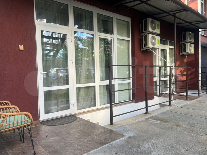 4-к. апартаменты, 100 м², 1/19 эт.