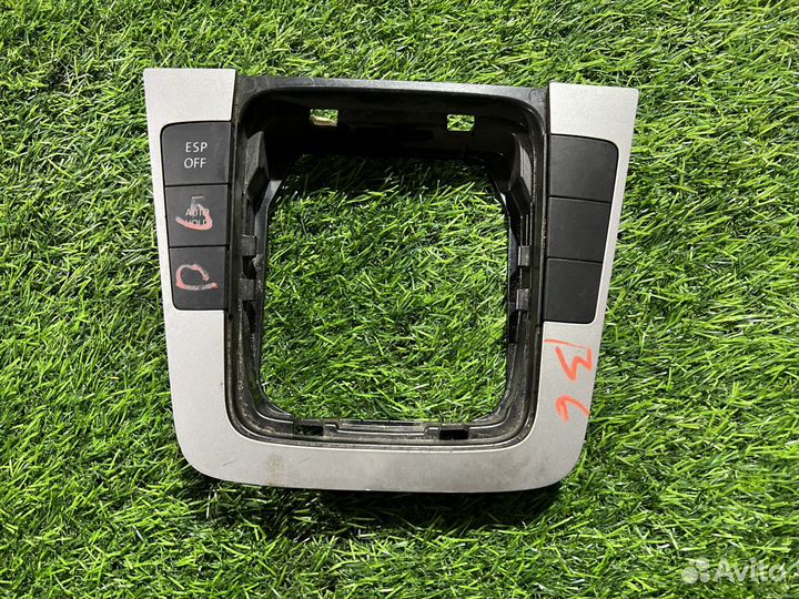 Накладка декоративная Volkswagen Passat (B6) VI