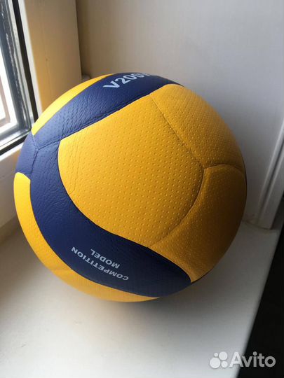 Волейбольный мяч mikasa