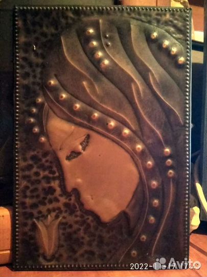 Медное панно