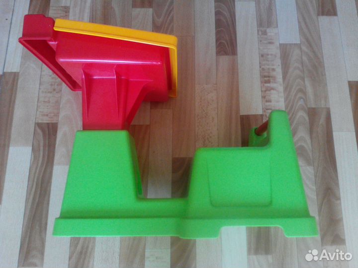 Парта детская для карапуза