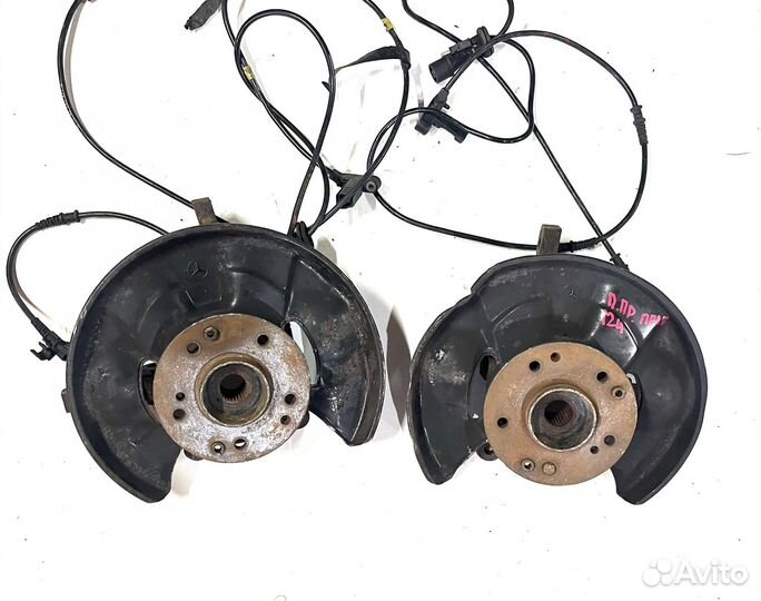 Кулак поворотный в сборе Mercedes W124