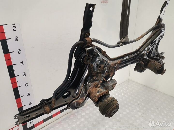 Подрамник, передняя балка для Golf 3