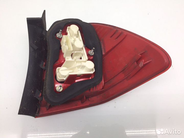 Фонарь BMW 3 E90/E91/E92/E93 (2005-2013)