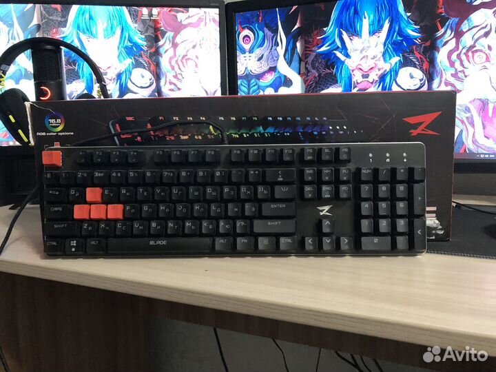 Игровая механическая клавиатура