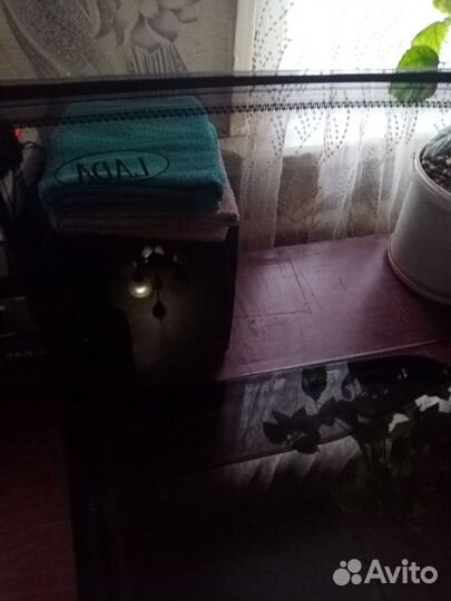 Стекла передних дверей на авто