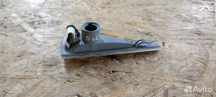 Повторитель поворота правый Renault Megane