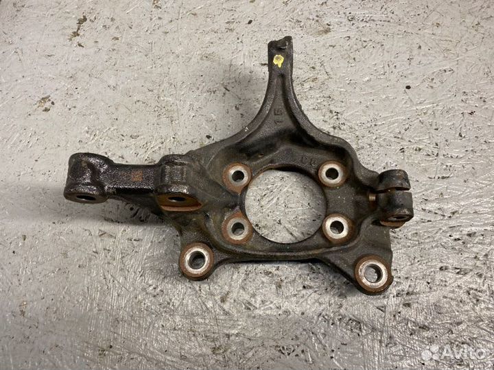 Кулак поворотный передний правый Mazda Mazda3 BM