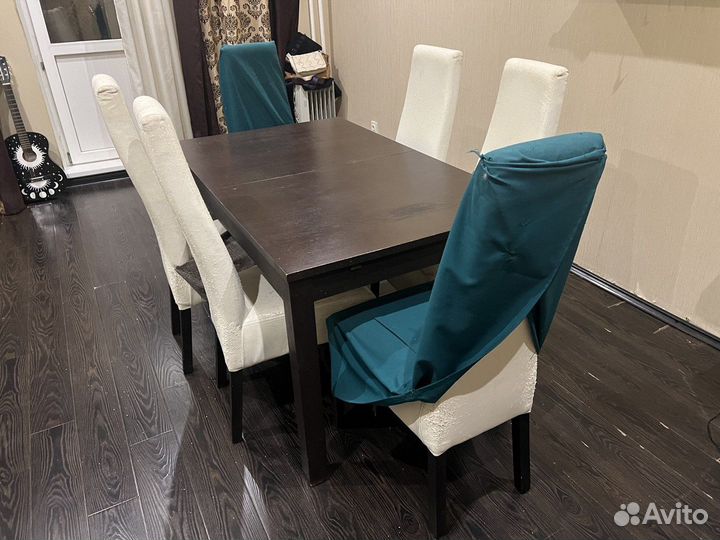 Раскладной стол и стулья