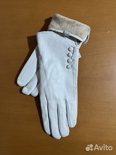 Перчатки женские нат. кожа белые