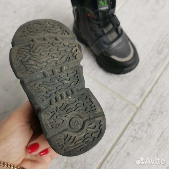 Спортивные ботинки для мальчика